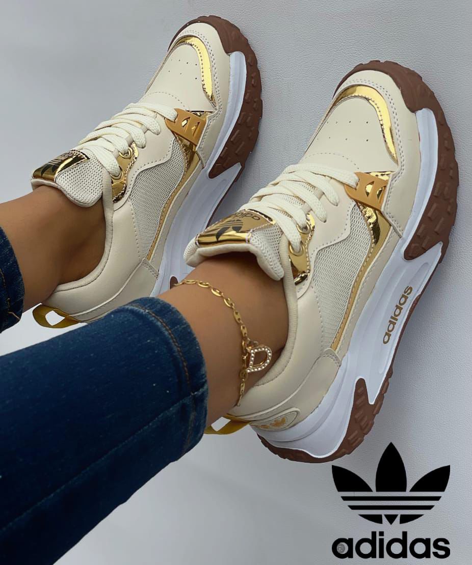 ADIDAS STYLE TRACTOR - ORIGINAL 😍
